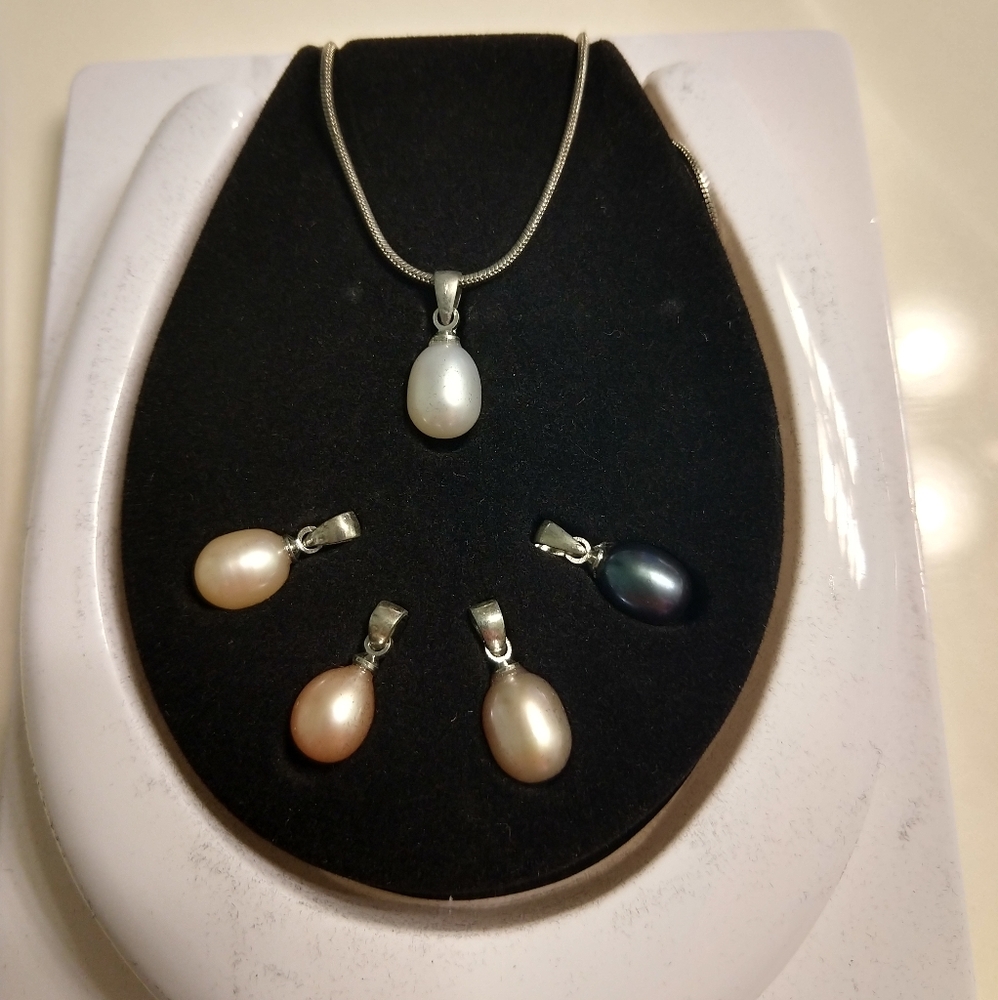 Freshwater Pearl necklace
